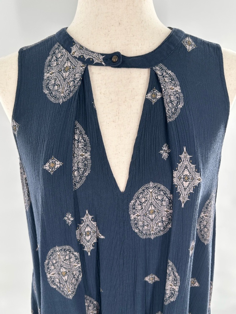 Free People Navy Medallion Sleeveless Tunic Dress XS - Picture 5 of 12